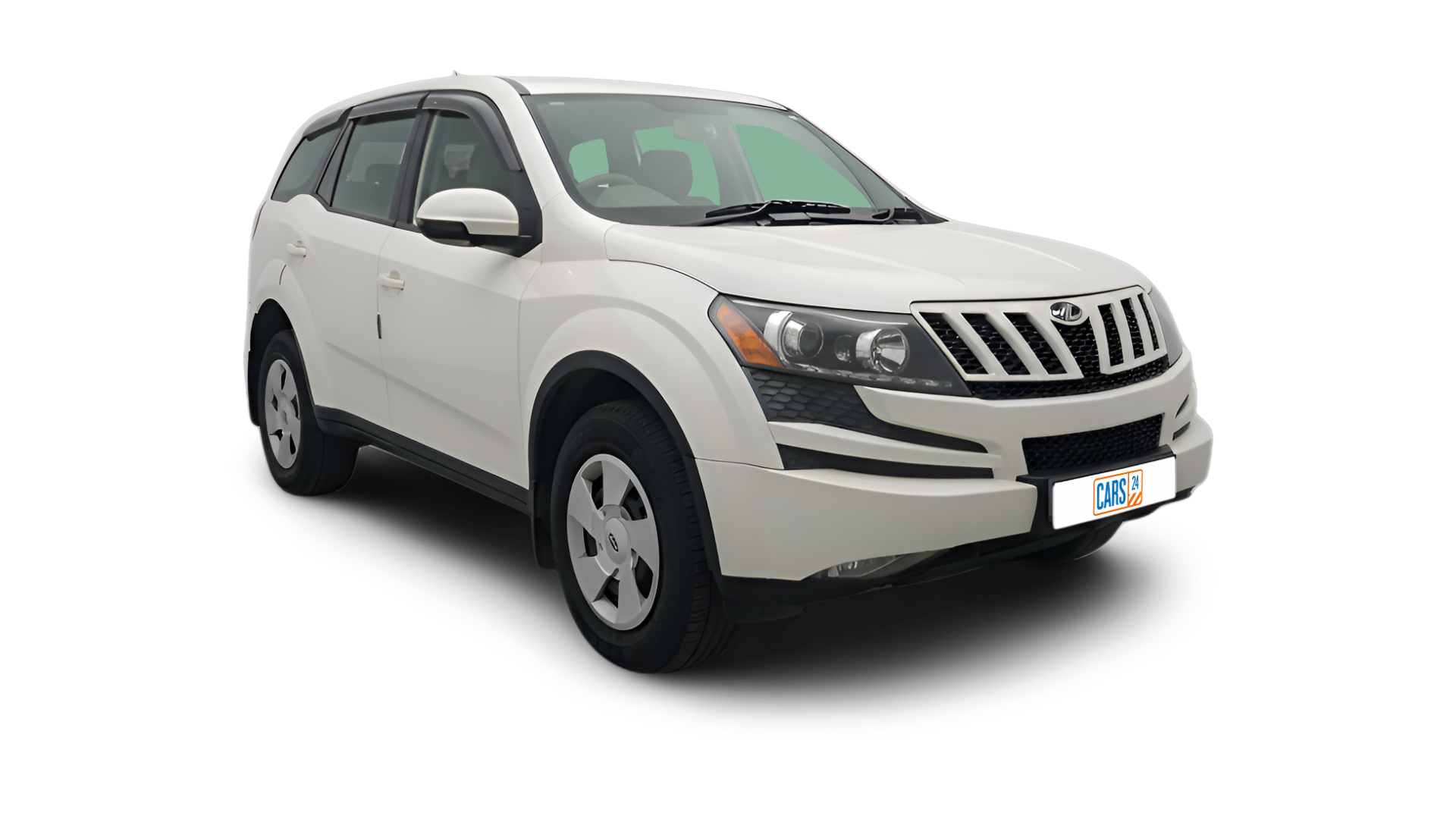 Mahindra XUV500-img